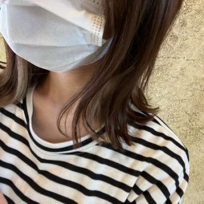 由紀子