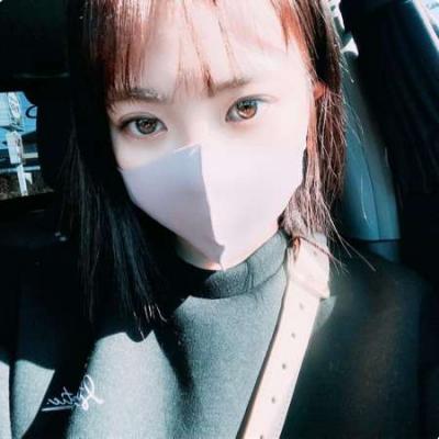 伶奈