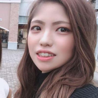 茜