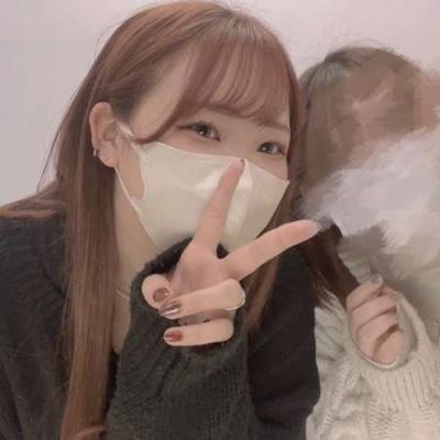 エス